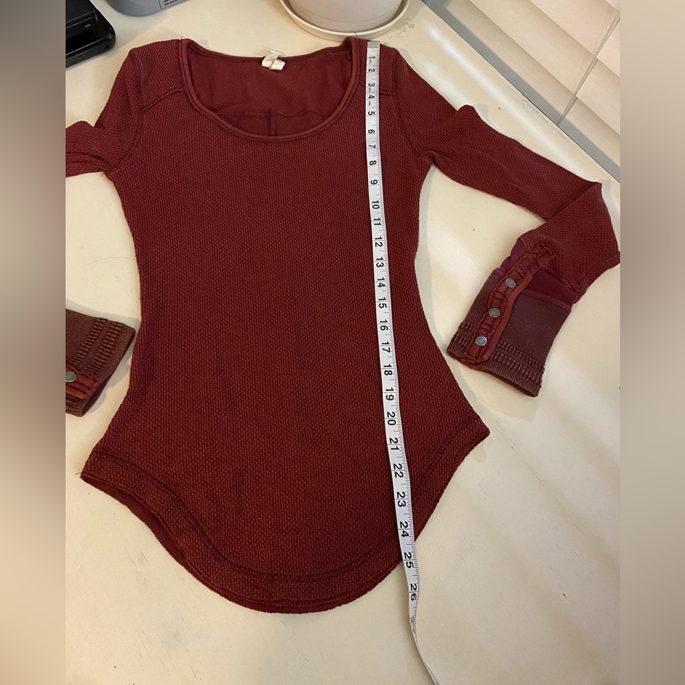 Free People Long Sleeve Sunnie Valley Cuff Thermal Maroon Size S - Picture 12 of 12